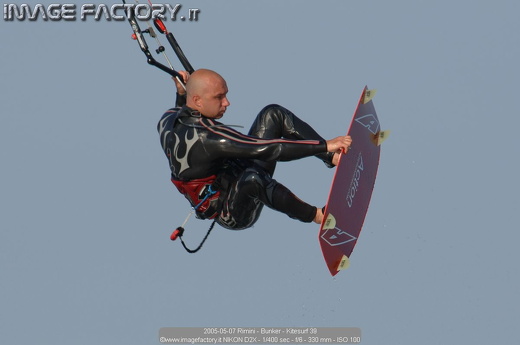 2005-05-07 Rimini - Bunker - Kitesurf 39